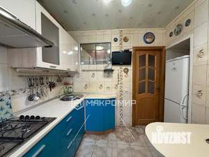 2-к квартира, вторичка, 40м2, 1/4 этаж