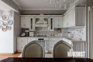 4-к квартира, вторичка, 200м2, 7/7 этаж