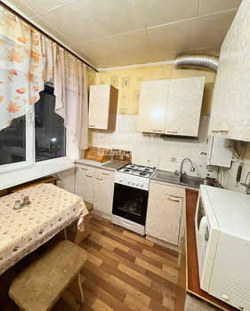 3-к квартира, вторичка, 55м2, 5/5 этаж