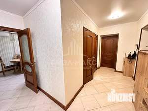 3-к квартира, вторичка, 77м2, 10/10 этаж