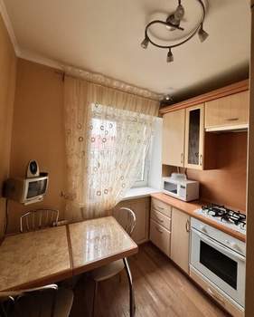 2-к квартира, вторичка, 43м2, 4/4 этаж