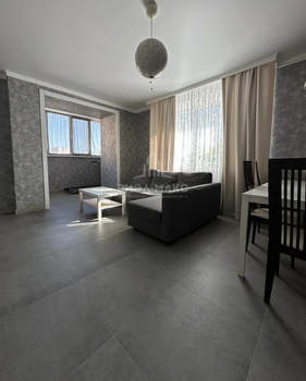 3-к квартира, вторичка, 102м2, 8/14 этаж