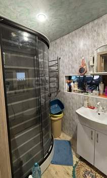 3-к квартира, вторичка, 59м2, 1/1 этаж