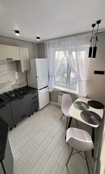 2-к квартира, вторичка, 46м2, 5/5 этаж