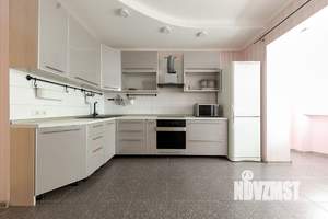 2-к квартира, вторичка, 79м2, 4/15 этаж