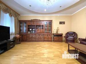 5-к квартира, вторичка, 214м2, 1/5 этаж