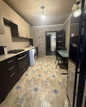 2-к квартира, вторичка, 61м2, 1/9 этаж