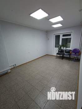 2-к квартира, вторичка, 70м2, 1/10 этаж