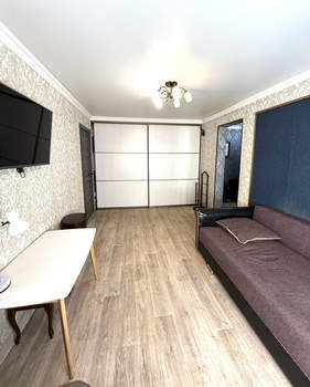 2-к квартира, вторичка, 45м2, 1/5 этаж