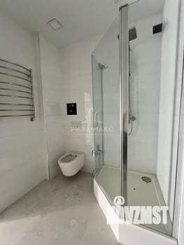 2-к квартира, вторичка, 63м2, 3/16 этаж