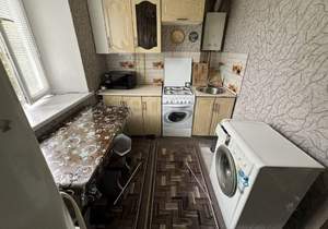 2-к квартира, вторичка, 43м2, 1/2 этаж