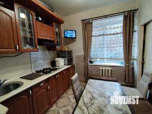3-к квартира, вторичка, 52м2, 1/2 этаж