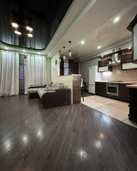 3-к квартира, вторичка, 106м2, 1/10 этаж