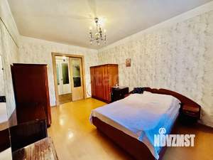 3-к квартира, вторичка, 80м2, 2/4 этаж