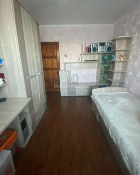 3-к квартира, вторичка, 64м2, 4/9 этаж