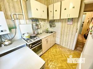 3-к квартира, вторичка, 42м2, 2/5 этаж