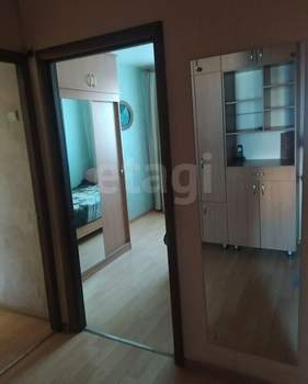 2-к квартира, вторичка, 43м2, 3/5 этаж