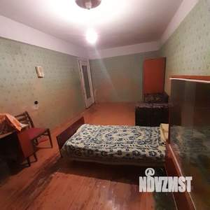 3-к квартира, вторичка, 64м2, 2/5 этаж