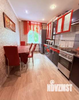 3-к квартира, вторичка, 64м2, 3/3 этаж