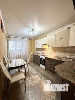 2-к квартира, вторичка, 61м2, 10/14 этаж