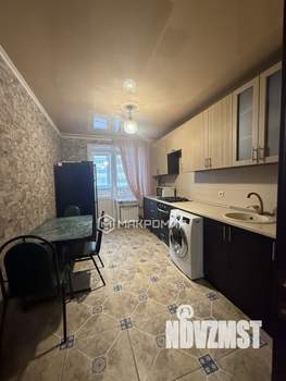 2-к квартира, вторичка, 61м2, 1/9 этаж