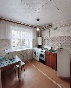 2-к квартира, вторичка, 45м2, 1/5 этаж