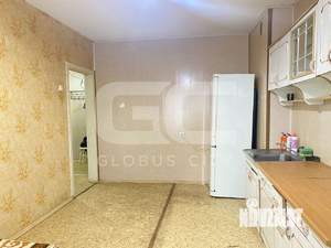 2-к квартира, вторичка, 70м2, 1/10 этаж