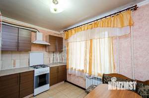 2-к квартира, вторичка, 56м2, 1/10 этаж