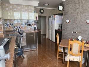 2-к квартира, вторичка, 74м2, 16/16 этаж