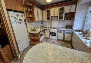 2-к квартира, вторичка, 43м2, 3/5 этаж