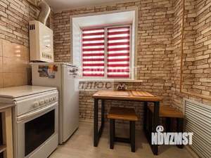 2-к квартира, вторичка, 40м2, 1/5 этаж