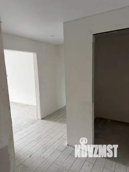 3-к квартира, вторичка, 65м2, 1/4 этаж