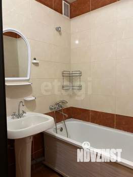 2-к квартира, вторичка, 58м2, 1/10 этаж