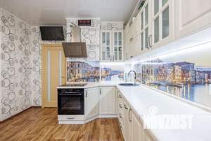 2-к квартира, вторичка, 85м2, 12/16 этаж