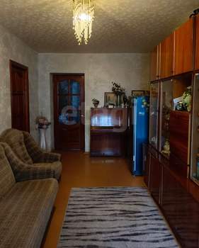 3-к квартира, вторичка, 61м2, 4/5 этаж