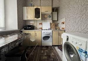 2-к квартира, вторичка, 43м2, 1/2 этаж