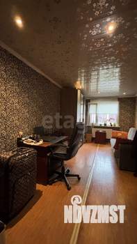 3-к квартира, вторичка, 59м2, 1/1 этаж