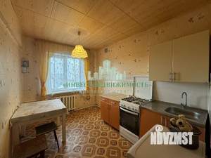 3-к квартира, вторичка, 64м2, 5/5 этаж