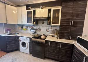 3-к квартира, вторичка, 84м2, 2/4 этаж