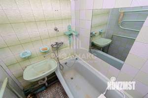 4-к квартира, вторичка, 57м2, 2/5 этаж