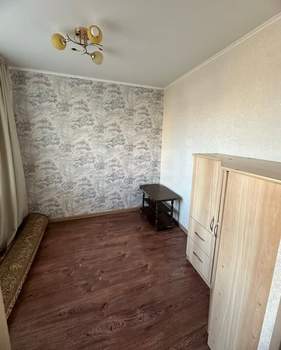 3-к квартира, вторичка, 43м2, 5/5 этаж