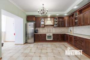 5-к квартира, вторичка, 164м2, 3/6 этаж