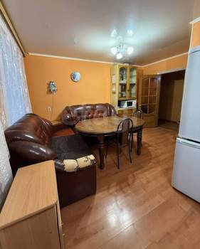 2-к квартира, вторичка, 63м2, 3/5 этаж