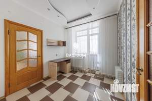 3-к квартира, вторичка, 112м2, 1/10 этаж