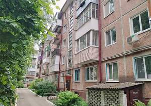 2-к квартира, вторичка, 40м2, 1/5 этаж