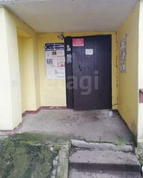 2-к квартира, вторичка, 48м2, 1/6 этаж