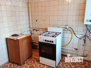 3-к квартира, вторичка, 43м2, 1/4 этаж