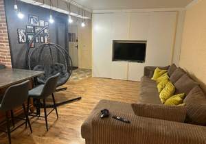 2-к квартира, вторичка, 40м2, 1/5 этаж