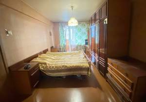 3-к квартира, вторичка, 70м2, 1/5 этаж