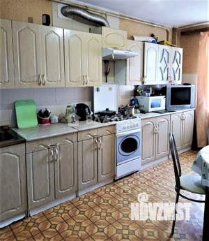 3-к квартира, вторичка, 74м2, 2/5 этаж